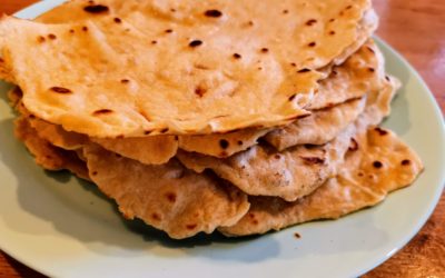 Cea mai simplă rețetă de tortillas de casă sau soft taco shells din făină de grâu