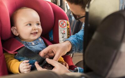 De la scoică la 6 ani rear-facing: parcursul nostru cu trei copii